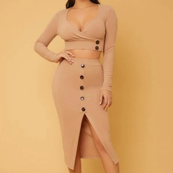 Ribbed knit 2pc skirt set- shop this item - Picture 6 of 8